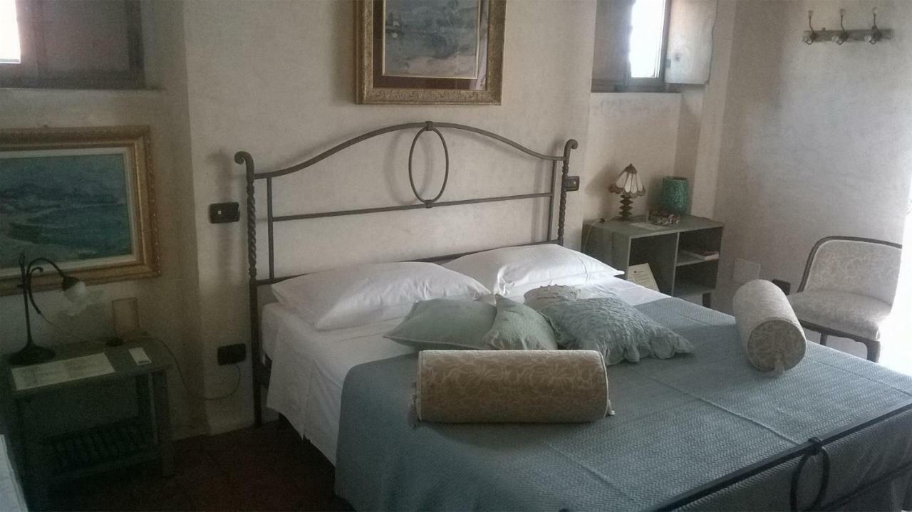 Bed And Breakfast Posserle Padenghe sul Garda Esterno foto